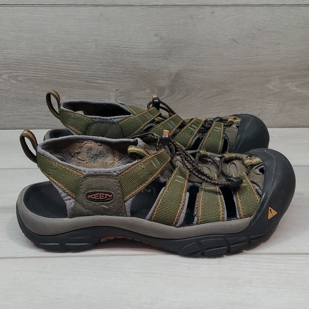 Keen Mens Outdoor Newport Waterproof Sandals shoes sz 9